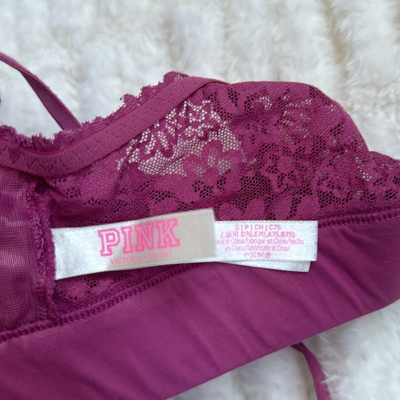 PINK Victoria’s Secret - Pink Bra - Picture 4 of 4